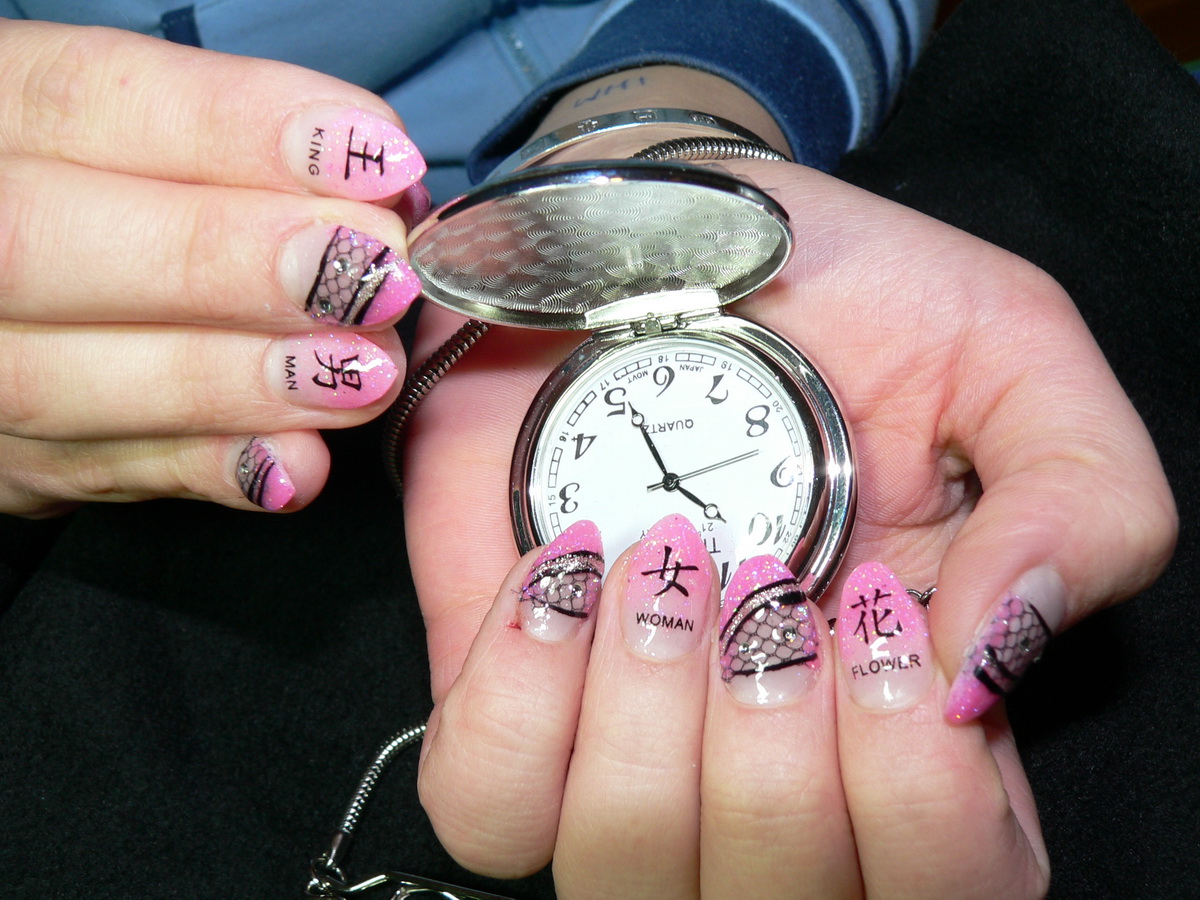 Rózsaszin zselés köröm