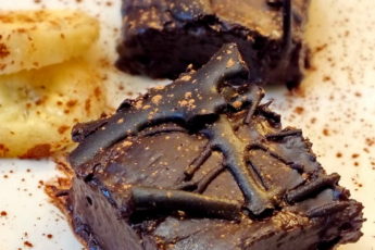 Csokikrémes nyers desszert