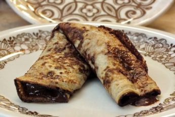 Csokikrémes banáncsinta