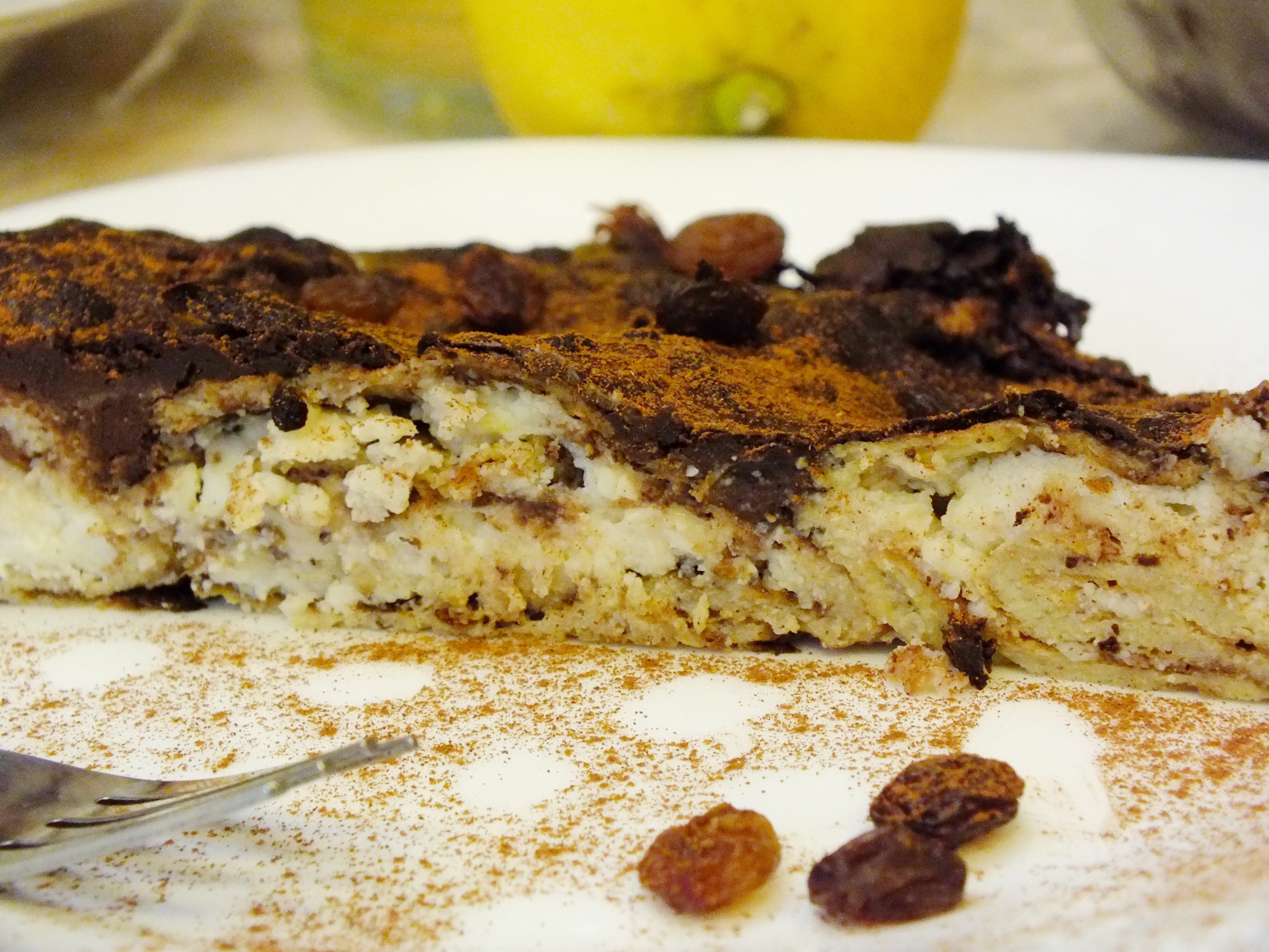 Mazsolás-túrós tojáscsinta desszert