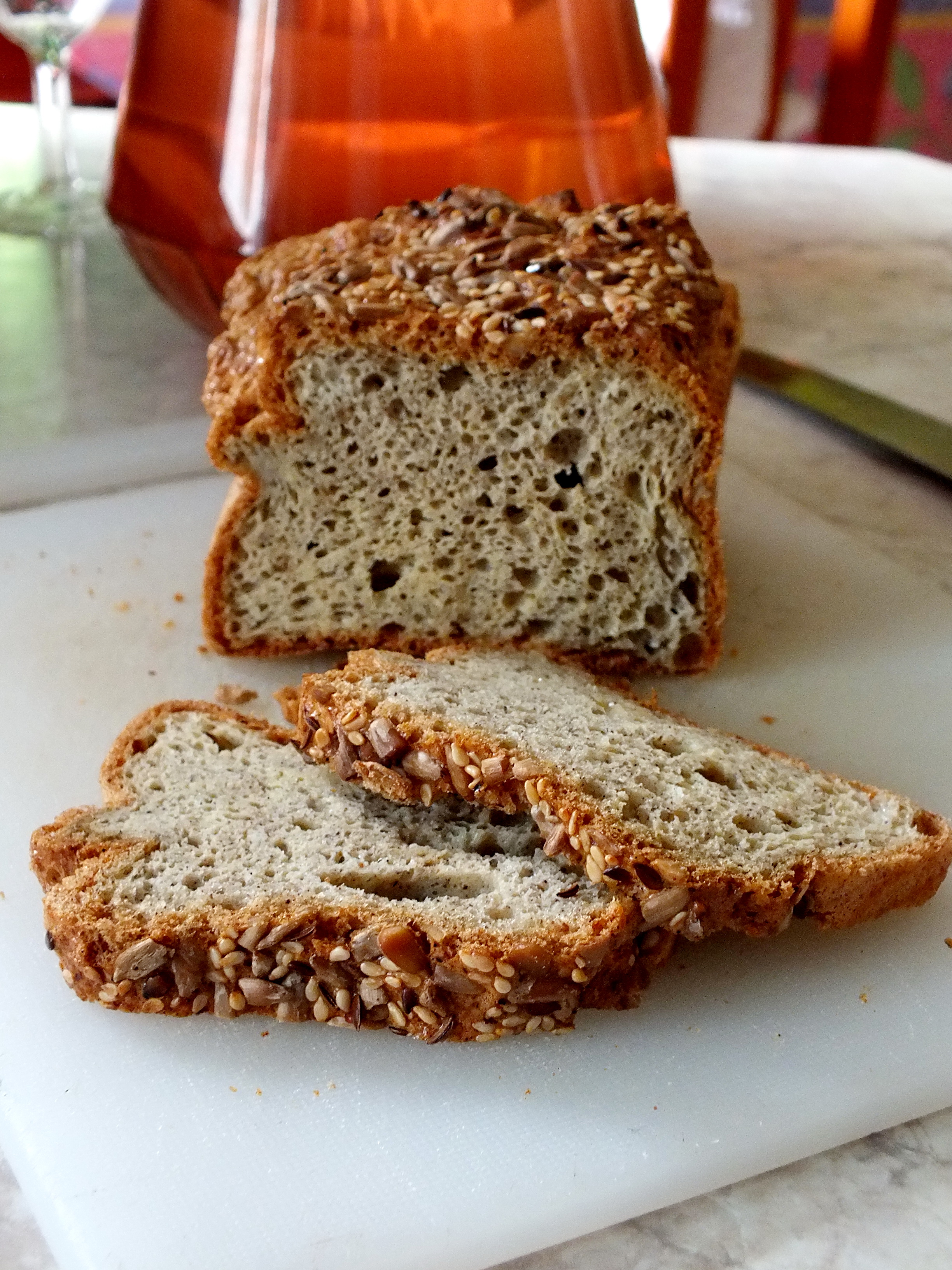 Zöldbanános-földimandulás kenyér