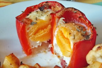 Tojás, paprika köpenyben